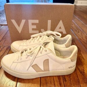 Veja Campo Extra White/Almond Sneaker - Size US 10/UK 41.